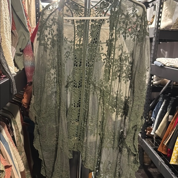 She + Sky Sweaters - Elegant Green Lace Kimono NWT